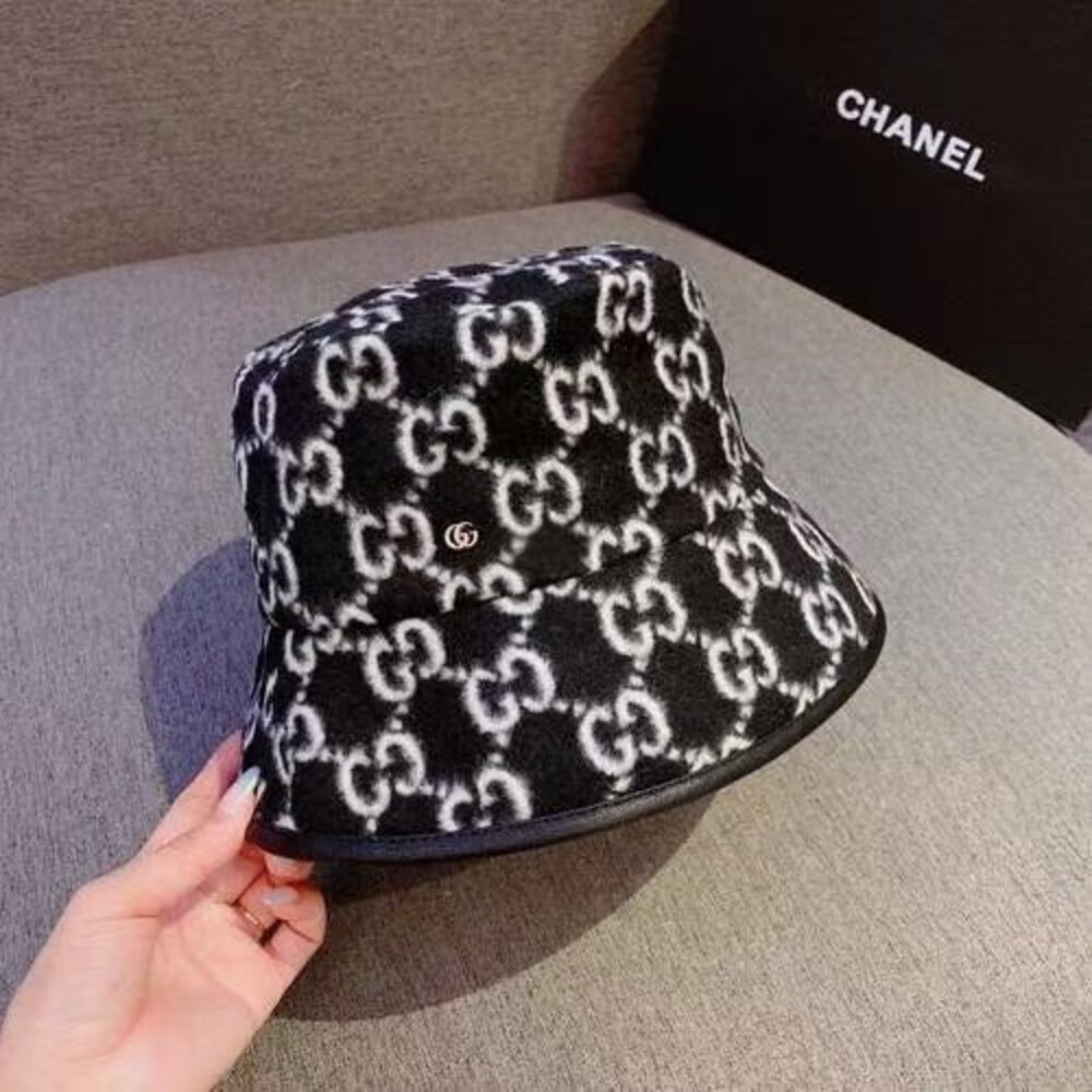 Gucci GG Pattern Wool Bucket Hat - Picture 3 of 4